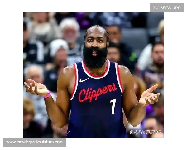 哈登复出手臂肌肉青筋凸显,36岁老将自律身材引热议